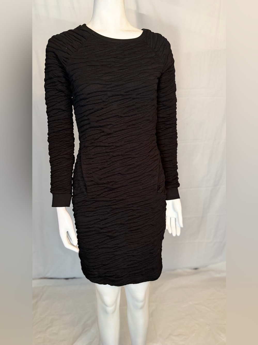 French Connection Black Textured Long-Sleeve Bodycon Dress